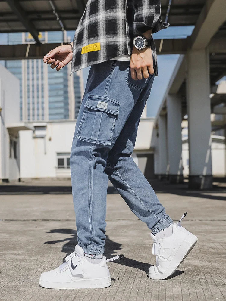 Elvis | Elastic Waist Cargo Jeans