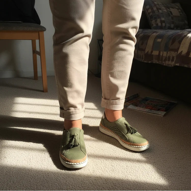 <p>HEAR IT FROM THOSE WHO WEAR MIRELLE & COLE</p>